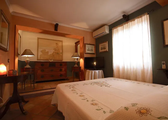 Marconi Penthouse Apartahotel